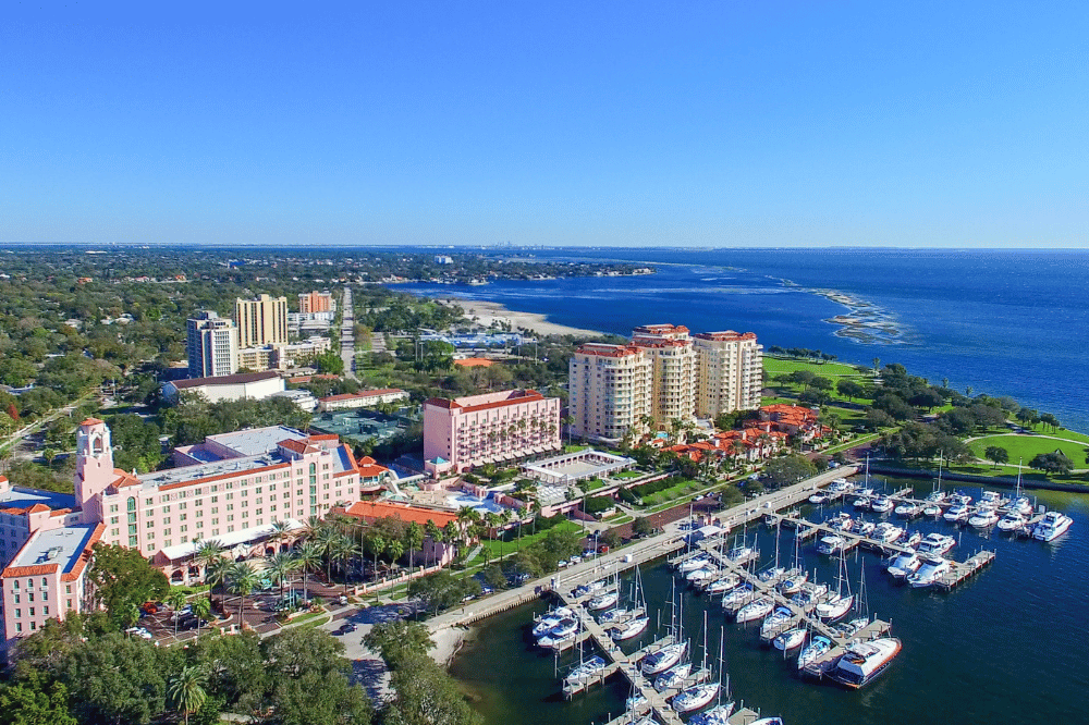 Photo aérienne de la ville de St Peterburg en Floride 